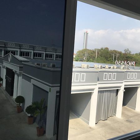 Picasso Motel Pattaya Exterior foto