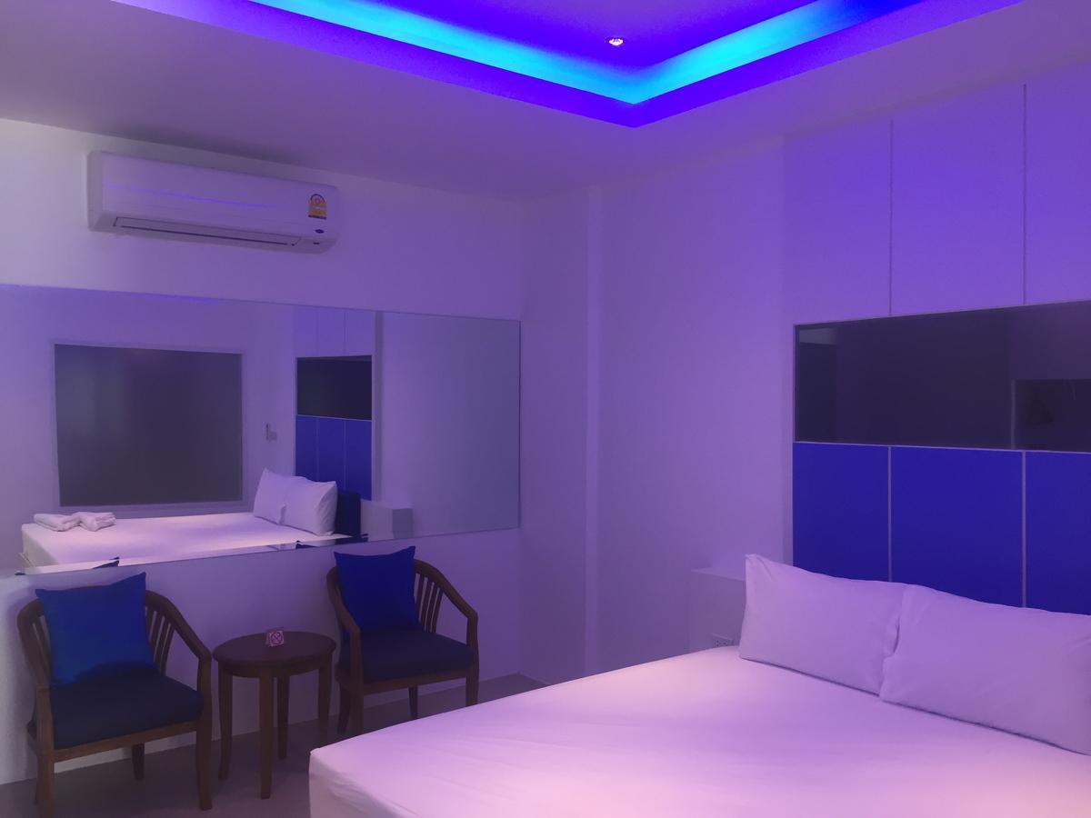 Picasso Motel Pattaya Exterior foto